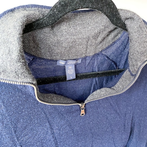 Blue Gap 3/4zip Sweater Large - Picture 3 of 3
